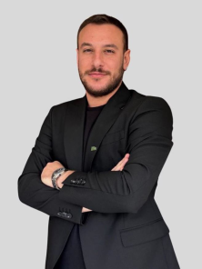 Yiğit Bayru