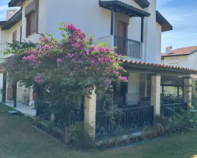 ÇEŞME OVACIK İŞTUR90 SİTESİ SATILIK 3+1