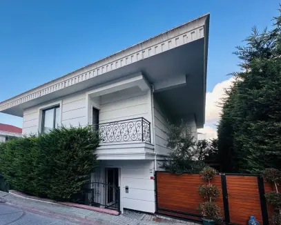 Beylikdüzü West İstanbul Marina Asrın Konakları Satılık 3,5+1 Katlı Villa