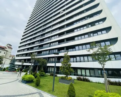 Avcılar Alure Tower Sitesinde Deniz Manzaralı Satılık 1+1 Daire