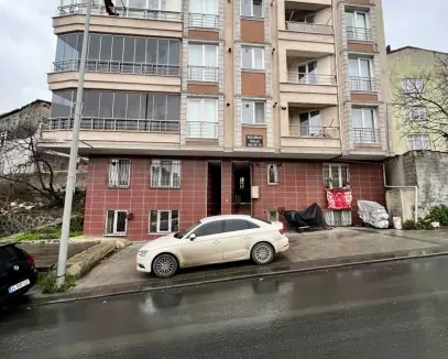 Gaziosmanpaşa Pazariçi Çeşme Şehnaz CD Üzeri Fırsat Satılık 2+1