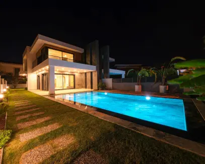 Alaçatı 4+1 Müstakil Villa