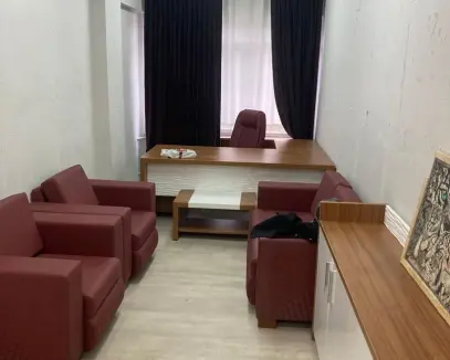 Nişantaşı Merkez Han'da Kiralık Eşyalı Ofis