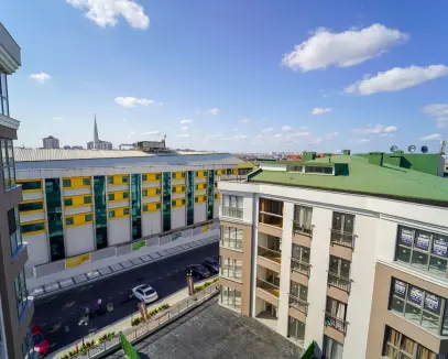 Gaziosmanpaşa'da Tranvay Durağına Yakın 3+1 DAİRE