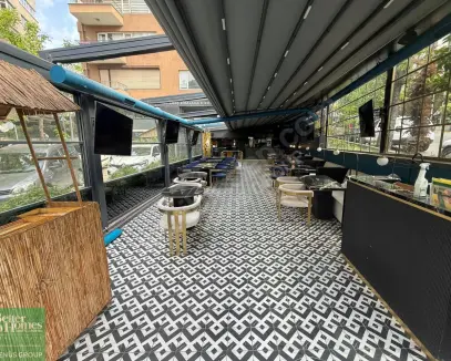 Beşiktaş Gayrettepe'de Devren Kiralık 500 m² Mağaza: Metroya Yakın, Geniş Cepheli İş Yeri Fırsatı!