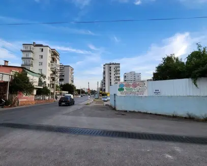 İZMİR BAYRAKLI POSTACILAR'DA SATILIK YATIRIMLIK FIRSAT ARSA