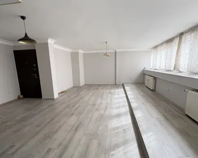 DİKİLİTAŞTA TEK TAPU ÇİFT DAİRE YATIRIM ve OTURUM FIRSATI
