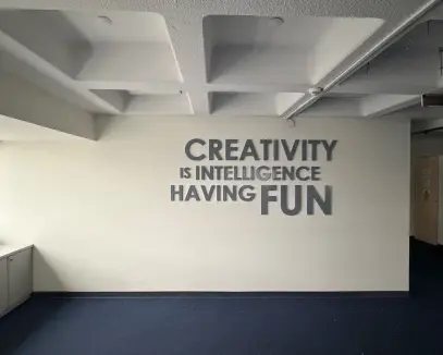 ŞİŞLİ,BÜYÜKDERE CAD. ÖZ SEZEN İŞ MERKEZİNDE KİRALIK 700 M2 OFİS