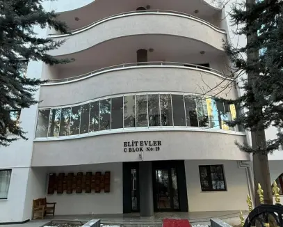 GOP Elitevler'de Full Yapılı, Yeni Boyalı, Ferah 3+1 Kiralık