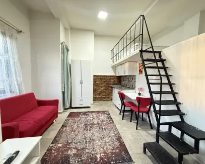 Beyoğlu,kalyoncu kulluğu cad. Kiralık stüdyo(1+0) daire