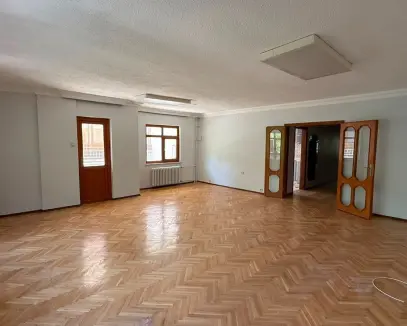 FIRSAT / BAHÇELİ 7.CADDE PARALELİ 5.5+1 KİRALİK DAİRE & İŞ YERİ