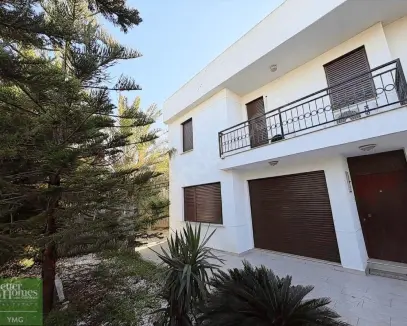 ÇEŞME ILICA MÜKEMMEL KONUM SATILIK 5+1