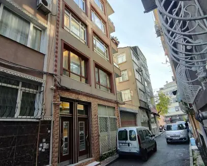 KAÇMAZ FIRSAT! KIZILELMA CADDESİ'NDE OTOPARKLI YÜKSEK GİRİŞ 1+1