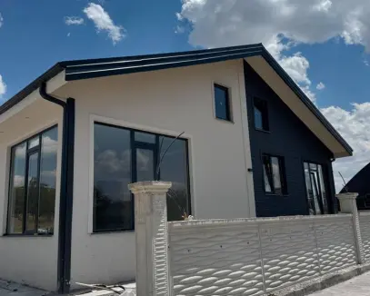 GÖLBAŞI KARAOĞLAN' DA BAHÇELİ MÜSTAKİL SATILIK VİLLA