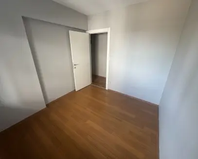 Bostanlıda 3+1, Geniş ve Yenilenmiş Kiralık Daire