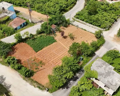 YALINCAK DEVLET SAHİL YOLUNA 800MT MESAFEDE SATILIK İMARLI 1235 M2 ARAZİ