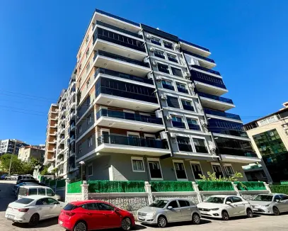 Küçük Çiğli Anadolu Caddesi Site İçerisinde 2+1 Satılık Daire
