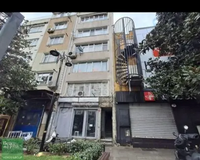 KARAGÜMRÜK MEYDANDA DÜZ GİRİŞ İKİ KATLI DÜKKAN