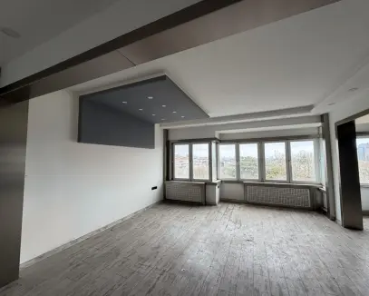 VALİKONAĞI CAD. ÜZERİNDE 140 M2 KİRALIK İŞYERİNE UYGUN DAİRE