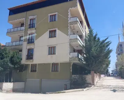ÇERKEZKÖY KAPAKLI ÇORLU ANA GÜZERGAHINDA GENİŞ VE KONFORLU