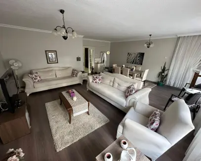 ÖVEÇLER'İN KALBİNDE |EŞYALI | NET 140M² | 3+1 LÜKS KİRALIK DAİRE